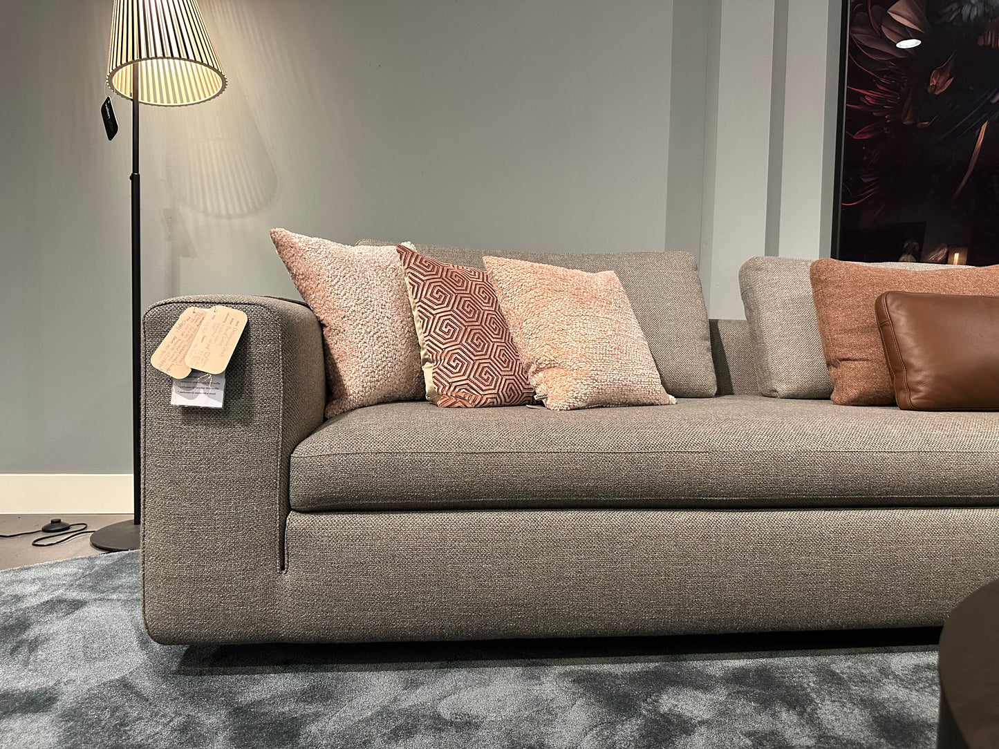 Design on Stock Showroommodel Vilaz Hoekbank + Hocker