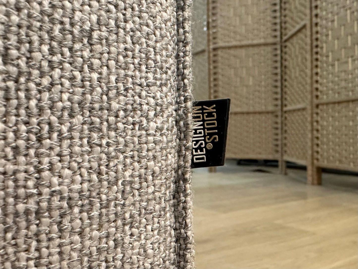 Design on Stock Aikon Lounge Milton 668 | RVS Poten + Extras