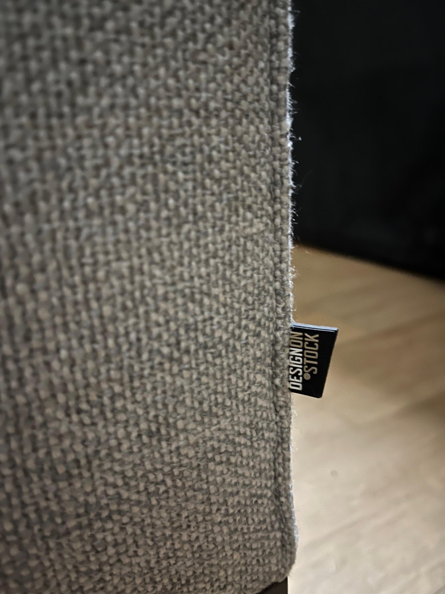 Design on stock Aikon Hoekbank Grijs | NP: €7.500