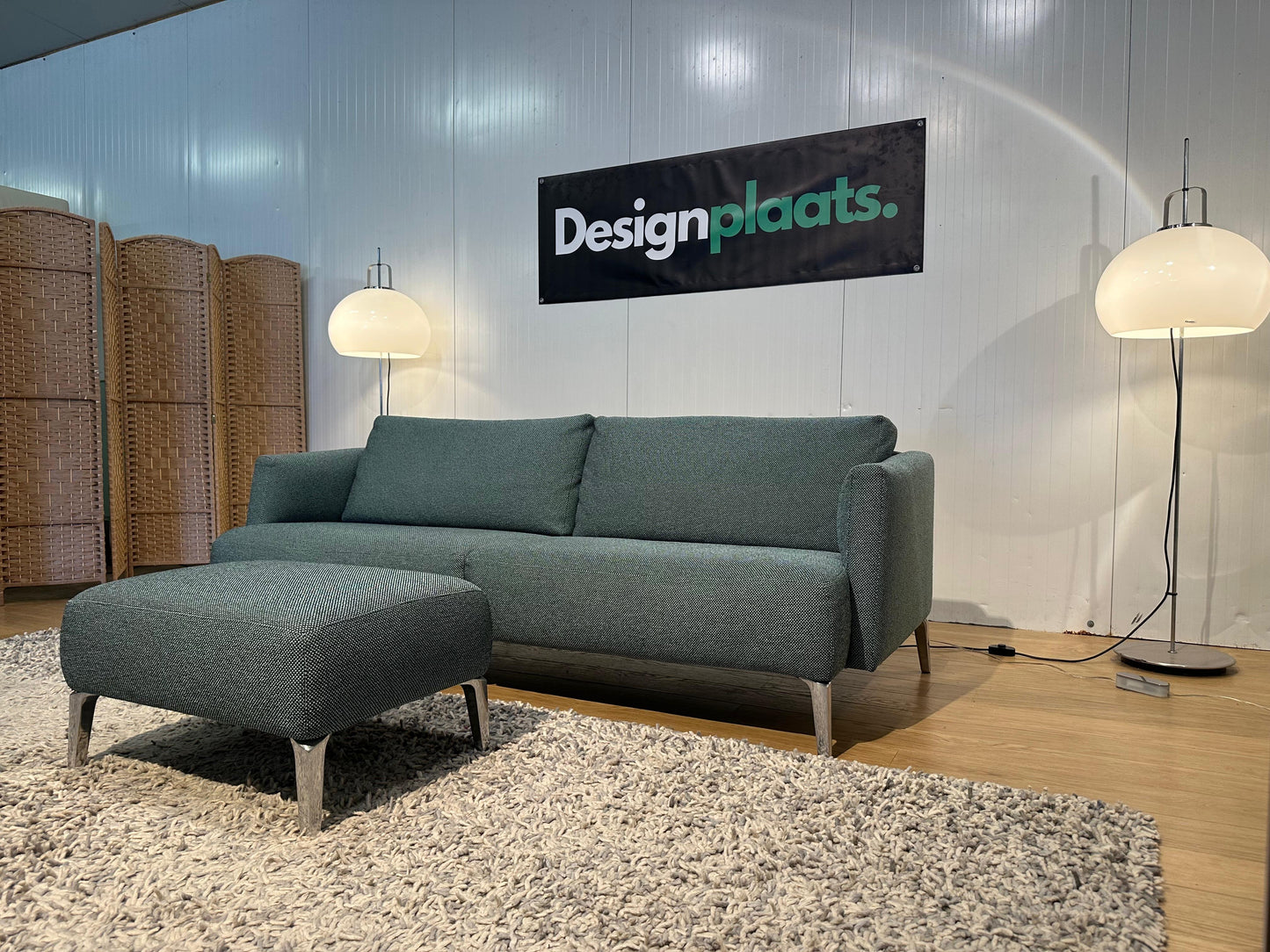 Nieuwstaat Pode Quote 3-zits Turquoise + Hocker