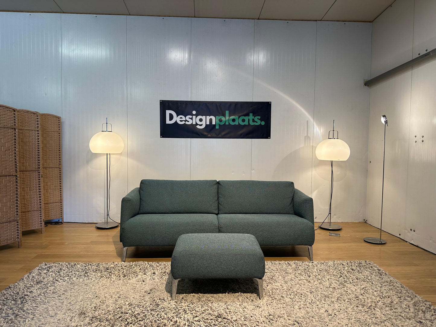 Nieuwstaat Pode Quote 3-zits Turquoise + Hocker