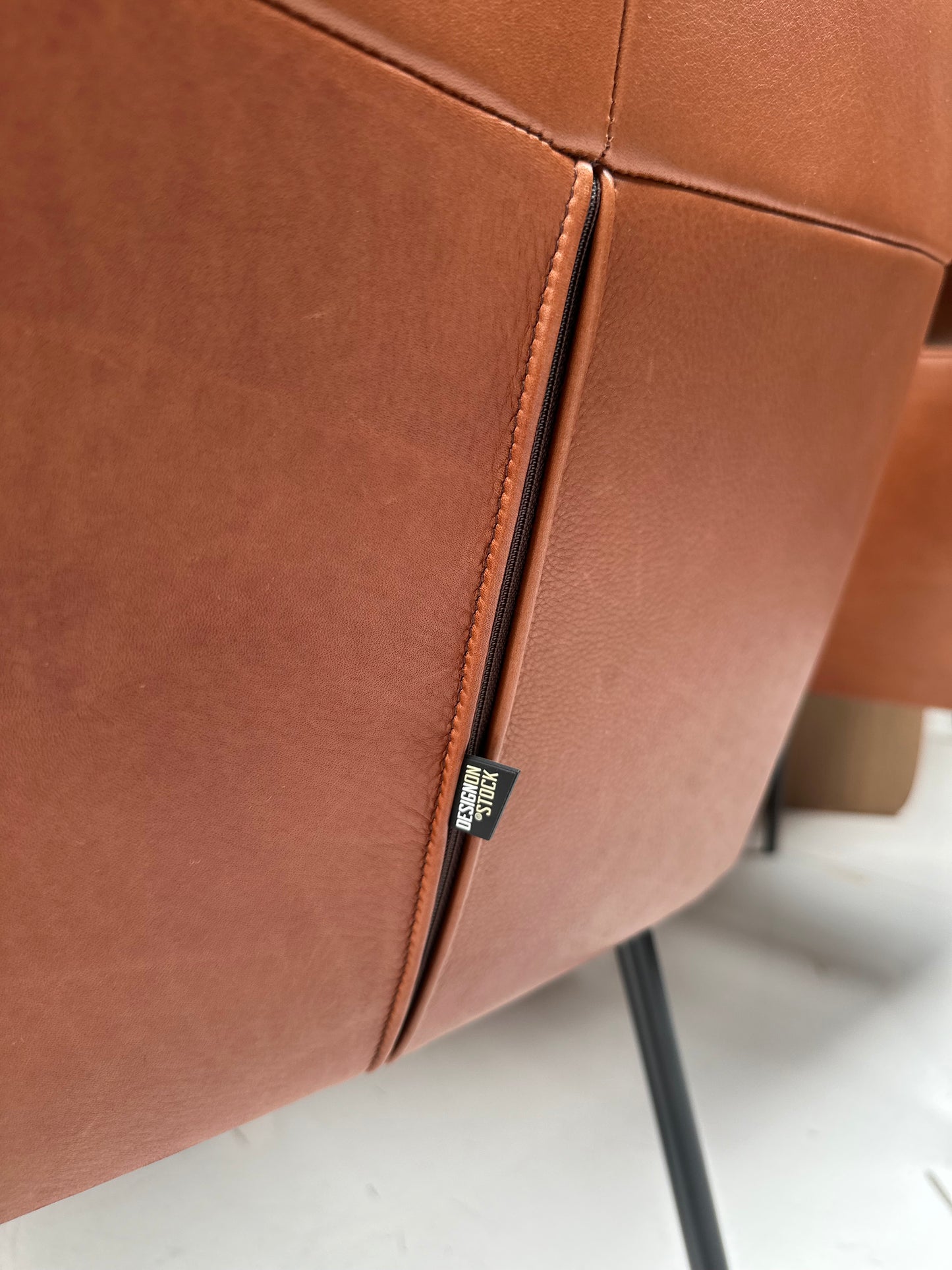 SHOWROOM 6x Mokra Stoelen Design on Stock – Leder Cera (prijs per stuk)