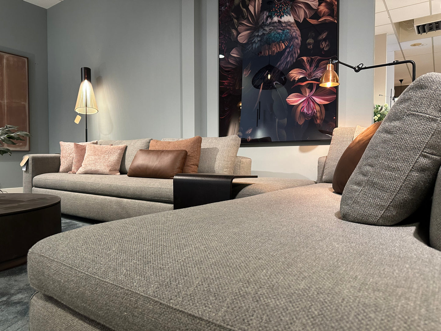 Design on Stock Showroommodel Vilaz Hoekbank + Hocker