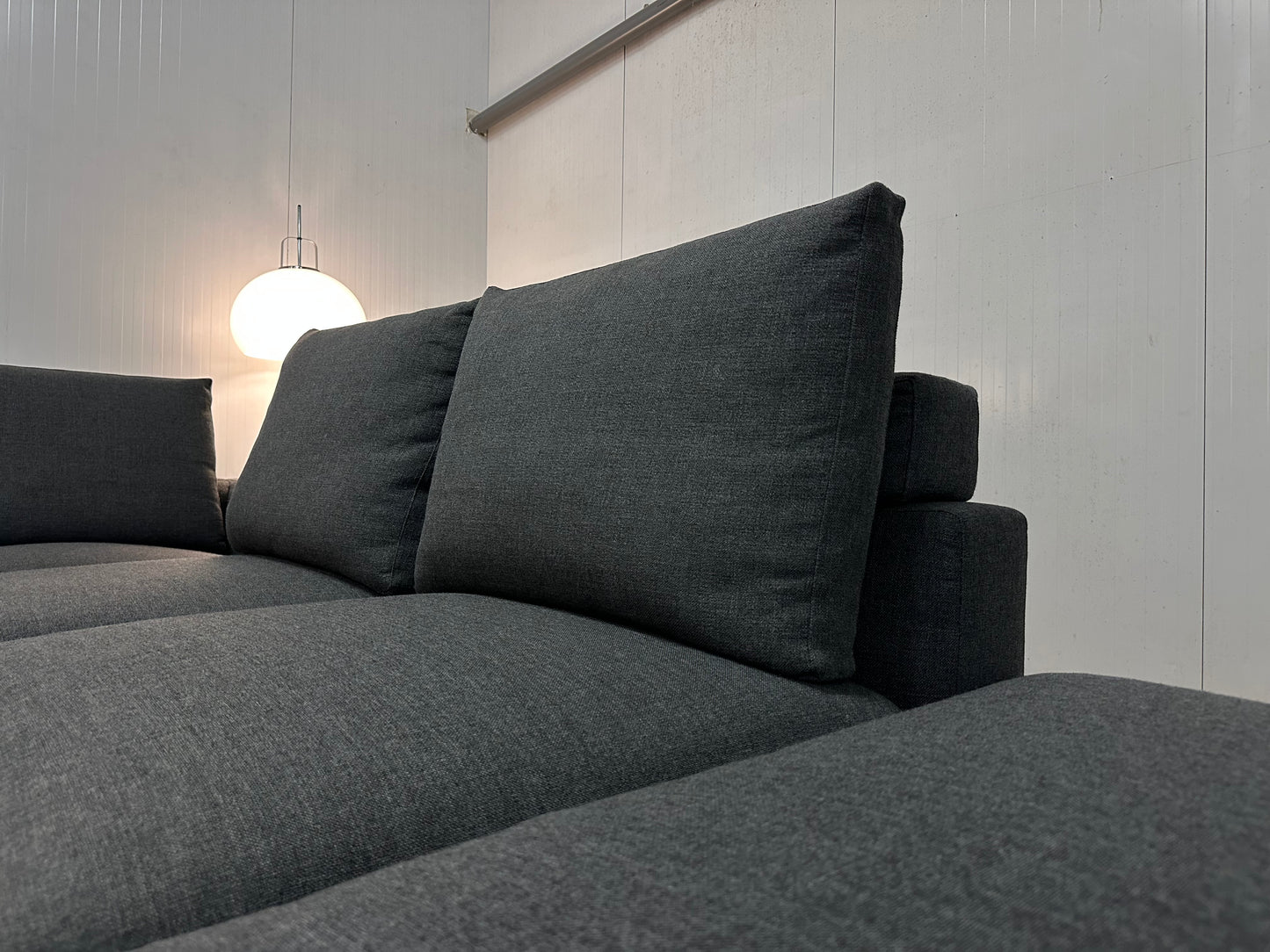 SHOWMODEL Minotti Andersen Hoekbank Donkergrijs NP: €27.500