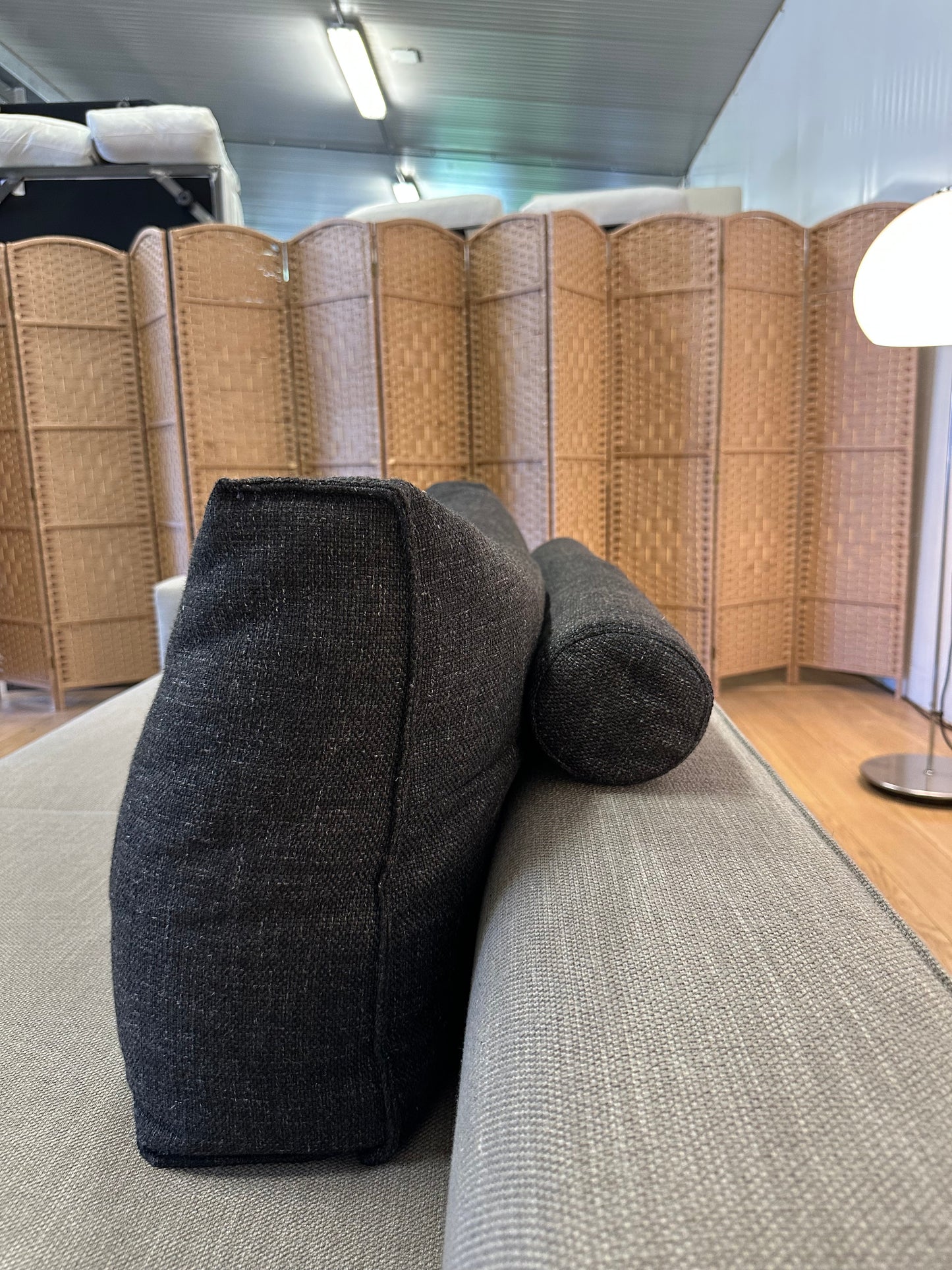 ZGAN Design on Stock Aikon Kussen Milton 115x21x47