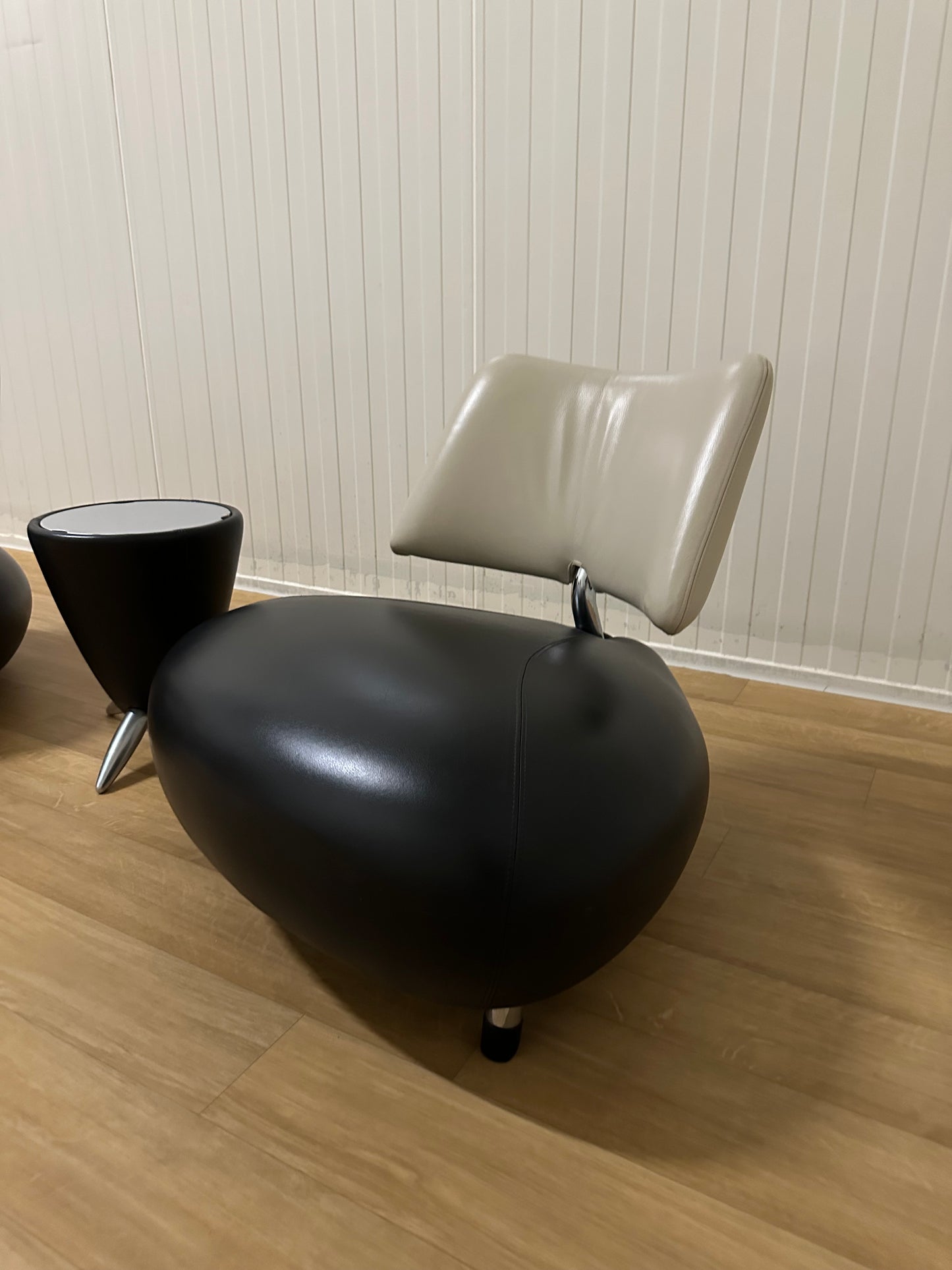 Leolux Pallone Fauteuil Set met Leolux TamTam NP: €5.500