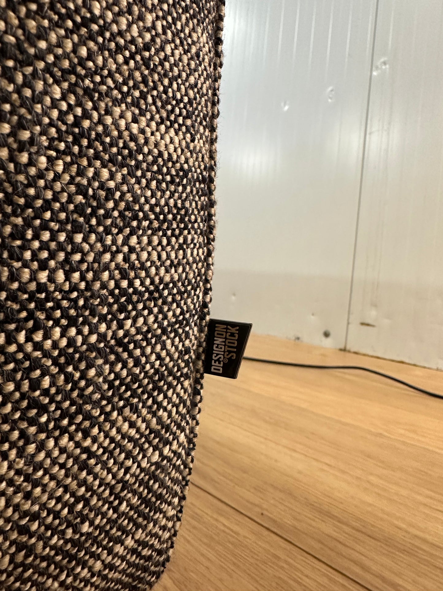 NIEUWSTAAT Design on Stock Vilaz Modulaire Bank | Gereinigd