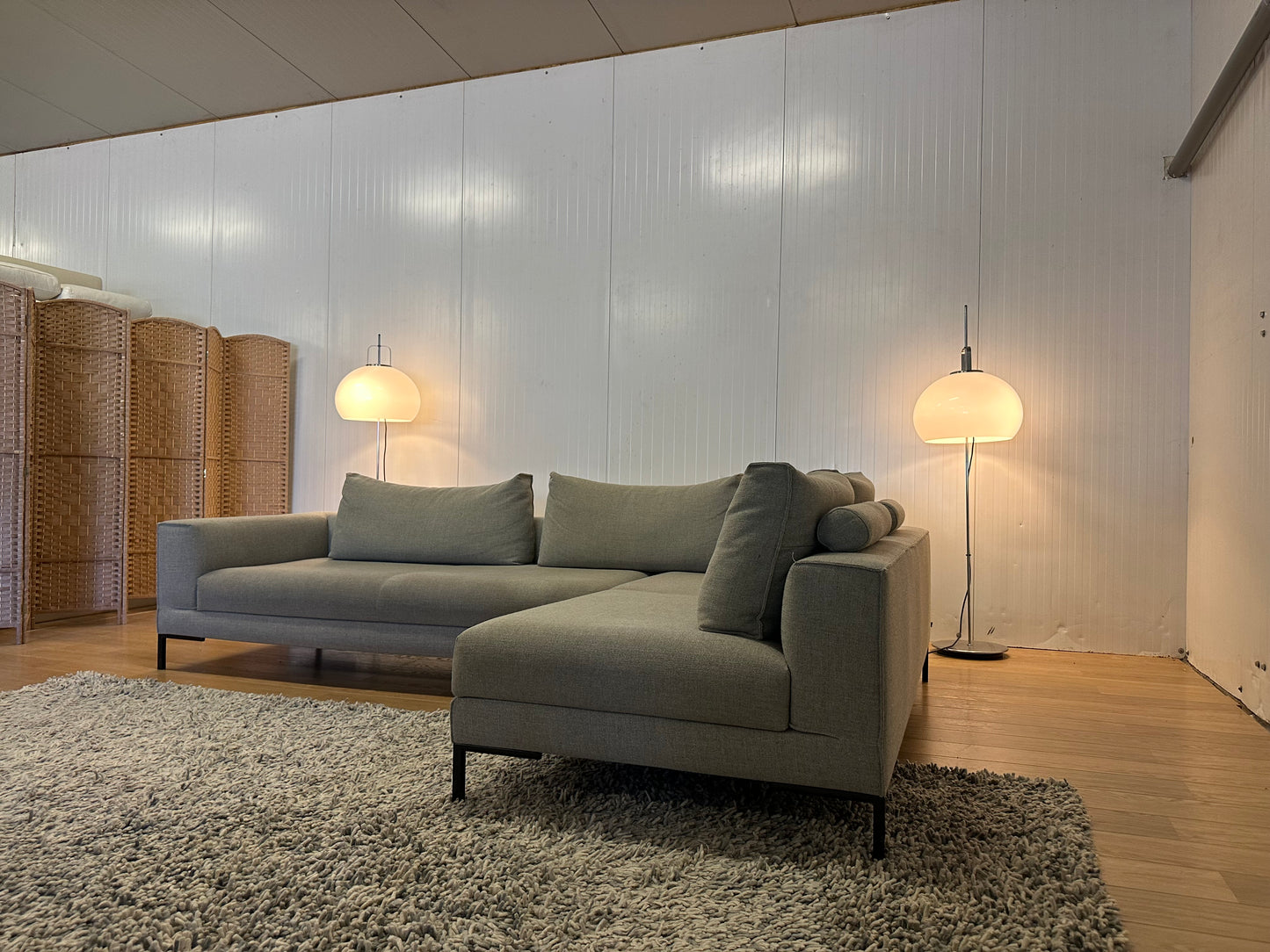 Herstofferen naar keuze - Design on stock Aikon Lounge bank