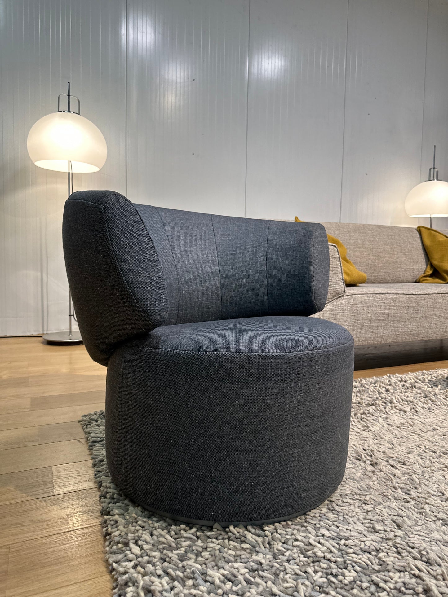 Rolf Benz 684 Draaifauteuil Jeansblauw – Nieuwstaat