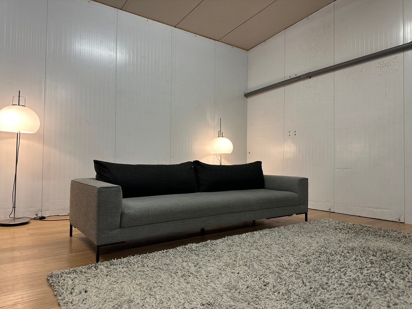 ZGAN Design on Stock Aikon Lounge 5-Zits Bank | 280 cm