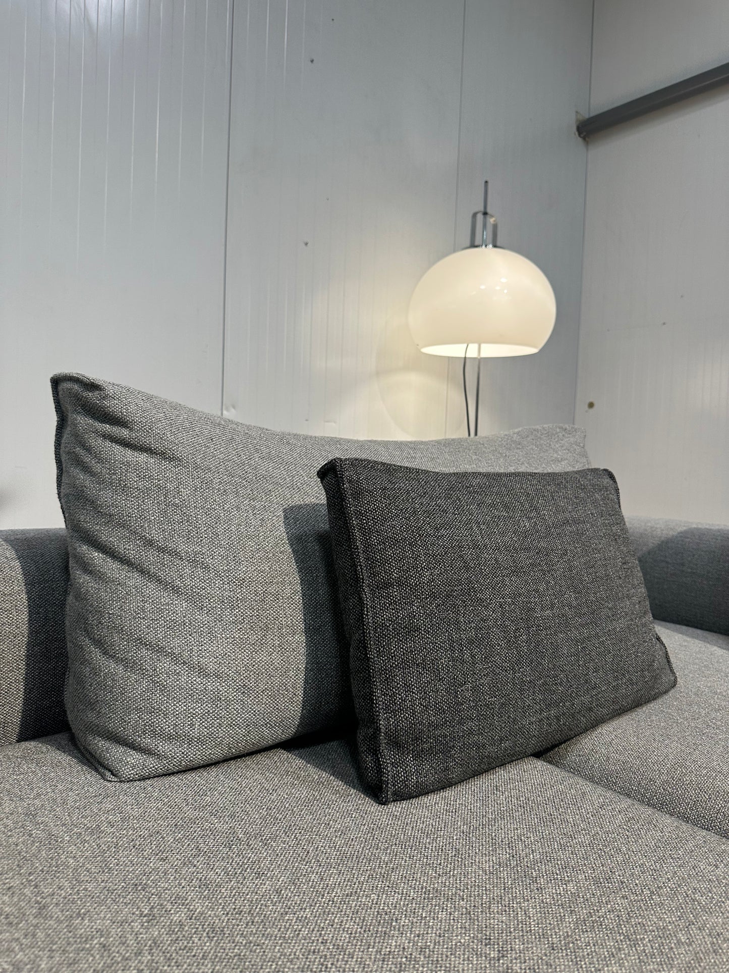 Nieuwstaat Design on Stock Aikon Lounge Hoekbank - NP: €8000