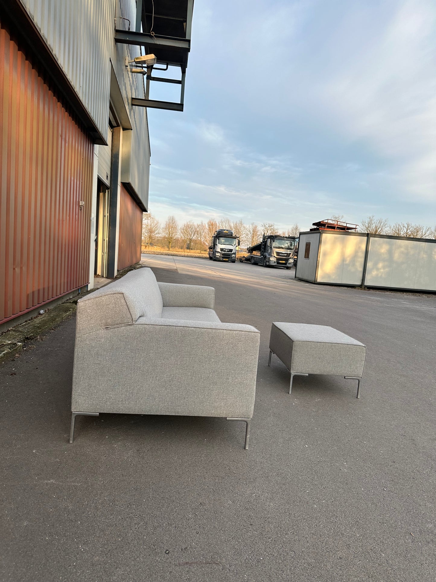Design on Stock 4-Zits Bank met Hocker - Ploegwol Grijs