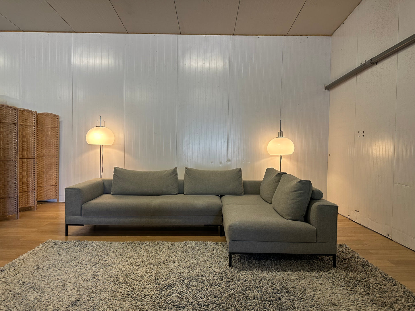 Herstofferen naar keuze - Design on stock Aikon Lounge bank