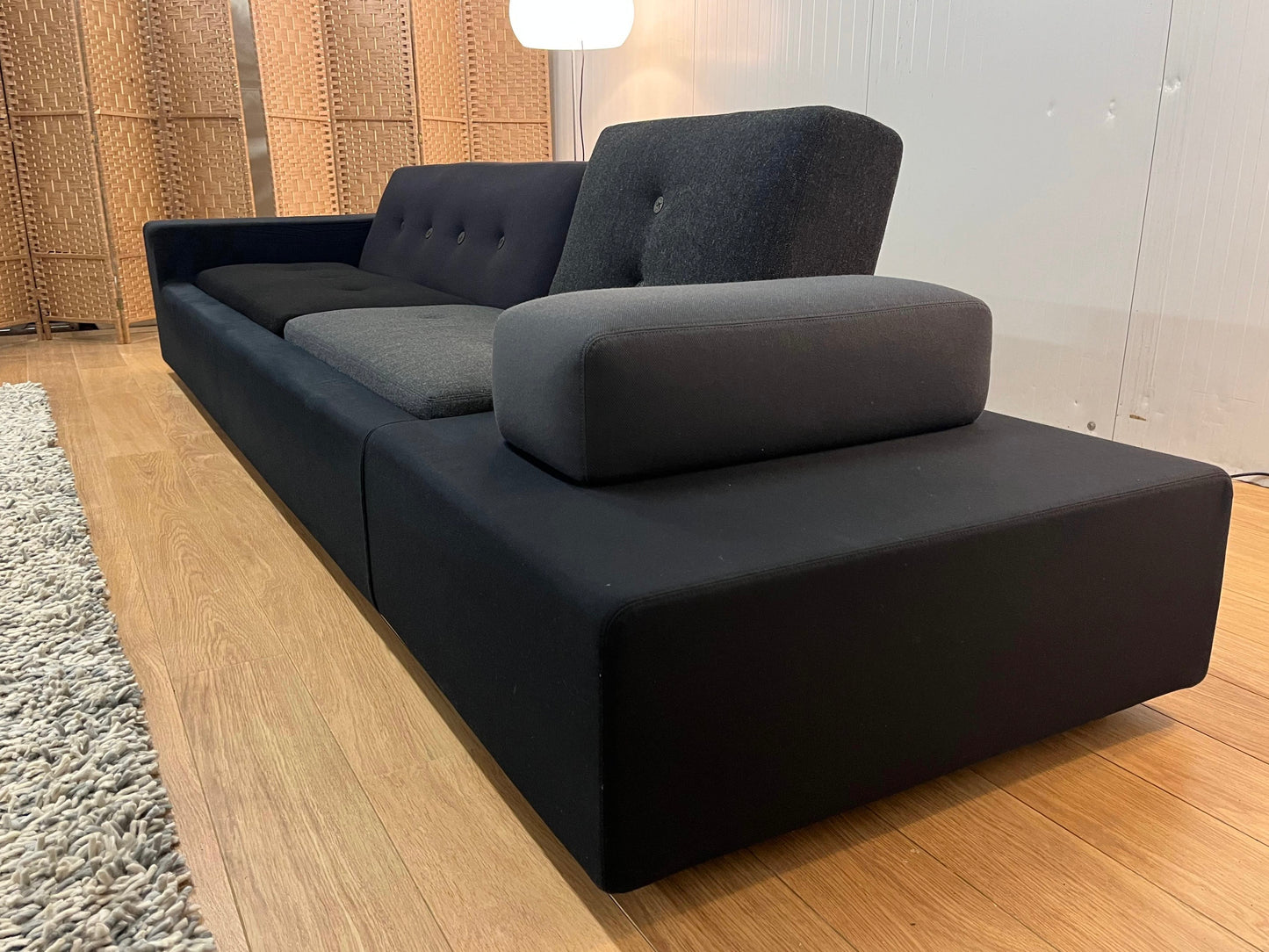 Vitra Poldersofa XXXL – Donkerblauw Mix | NP: €9.000