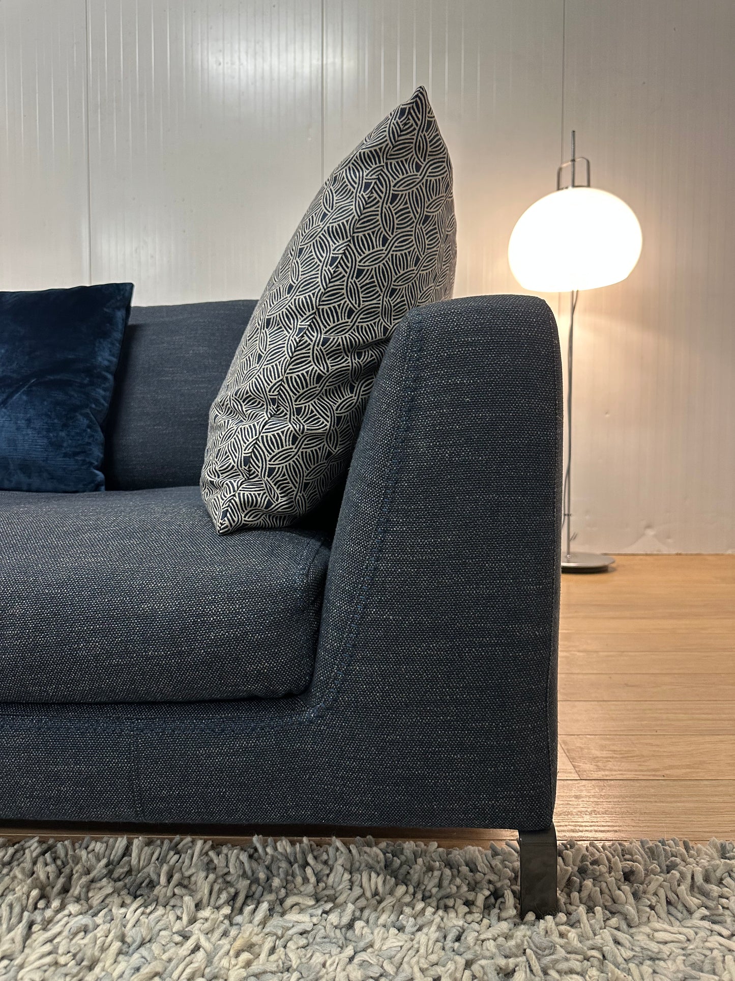 (NIEUWSTAAT) B&B Italia Ray Hoekbank ~ Nieuwprijs €12.500
