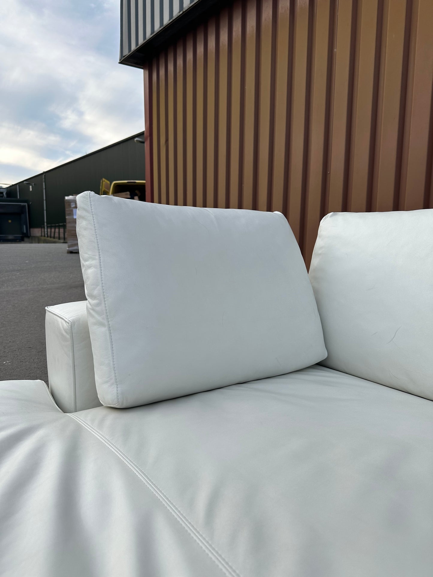 ZGAN Minotti Hamilton | Wit Leer | NP: €30.000