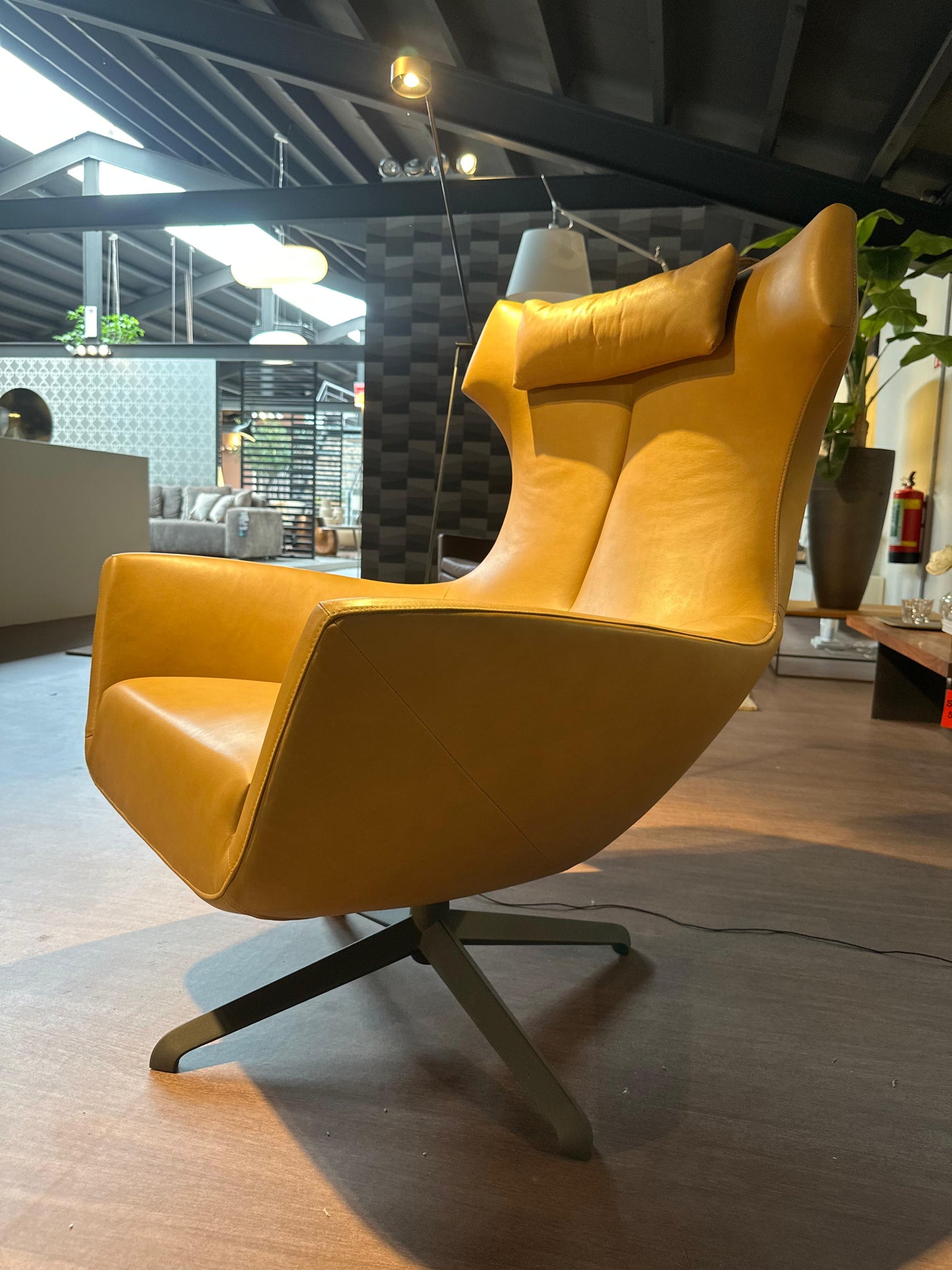 Nasto Fauteuil Showroommodel – Loxton Leder + Kanteling
