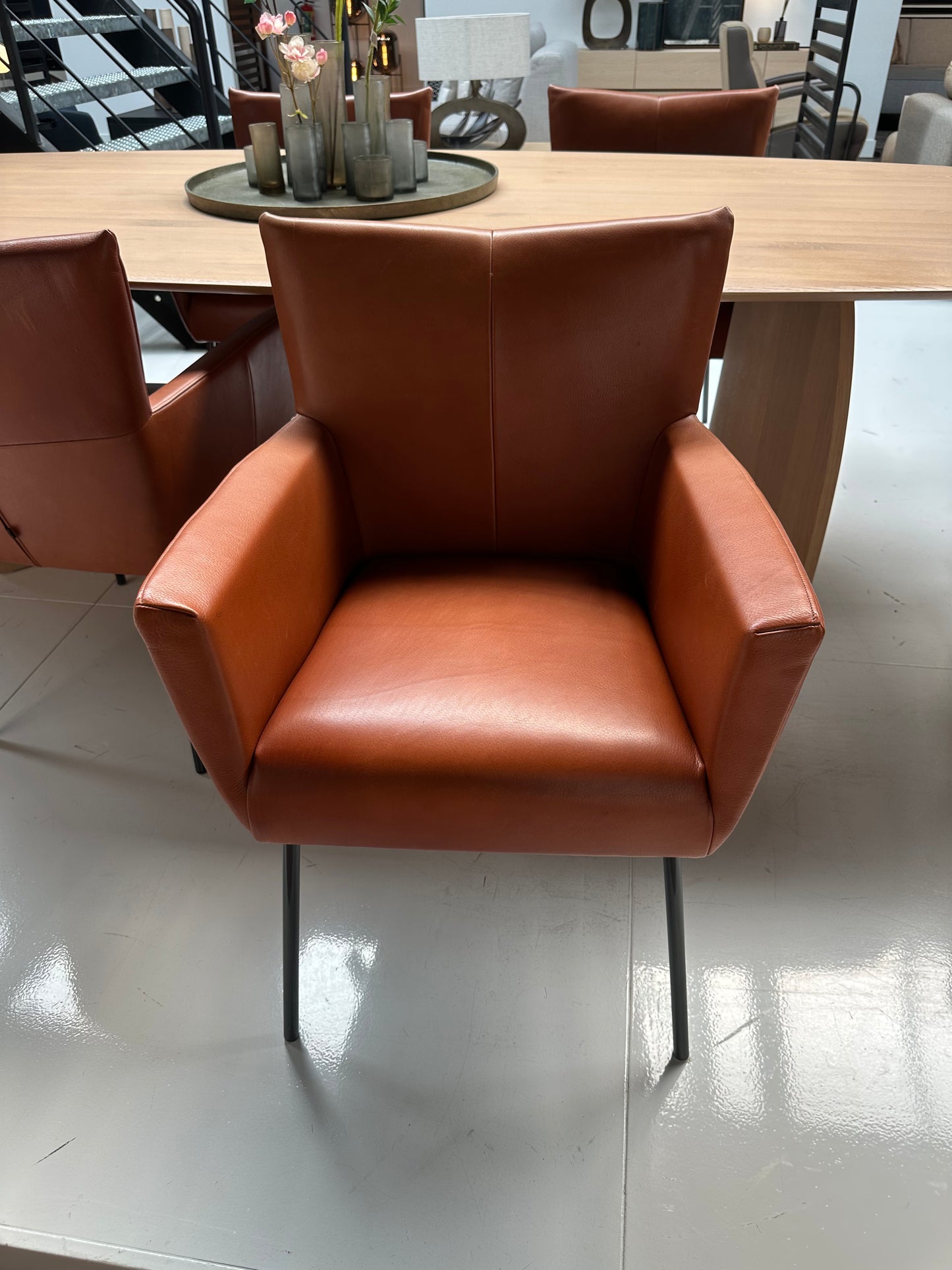 SHOWROOM 6x Mokra Stoelen Design on Stock – Leder Cera (prijs per stuk)