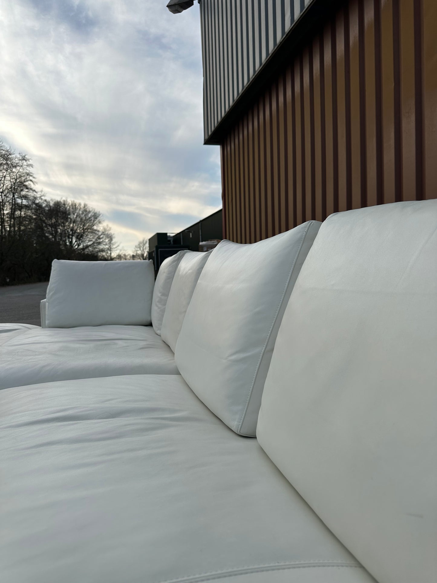 ZGAN Minotti Hamilton | Wit Leer | NP: €30.000