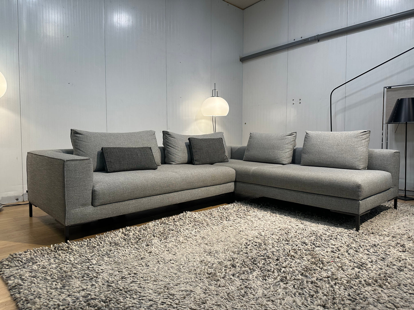 Nieuwstaat Design on Stock Aikon Lounge Hoekbank - NP: €8000