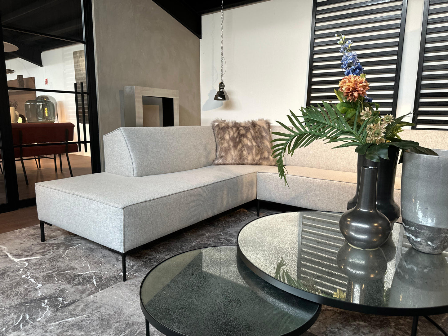 Showroommodel Bloq Hoekbank – Amandel Silver - NP: €7.750