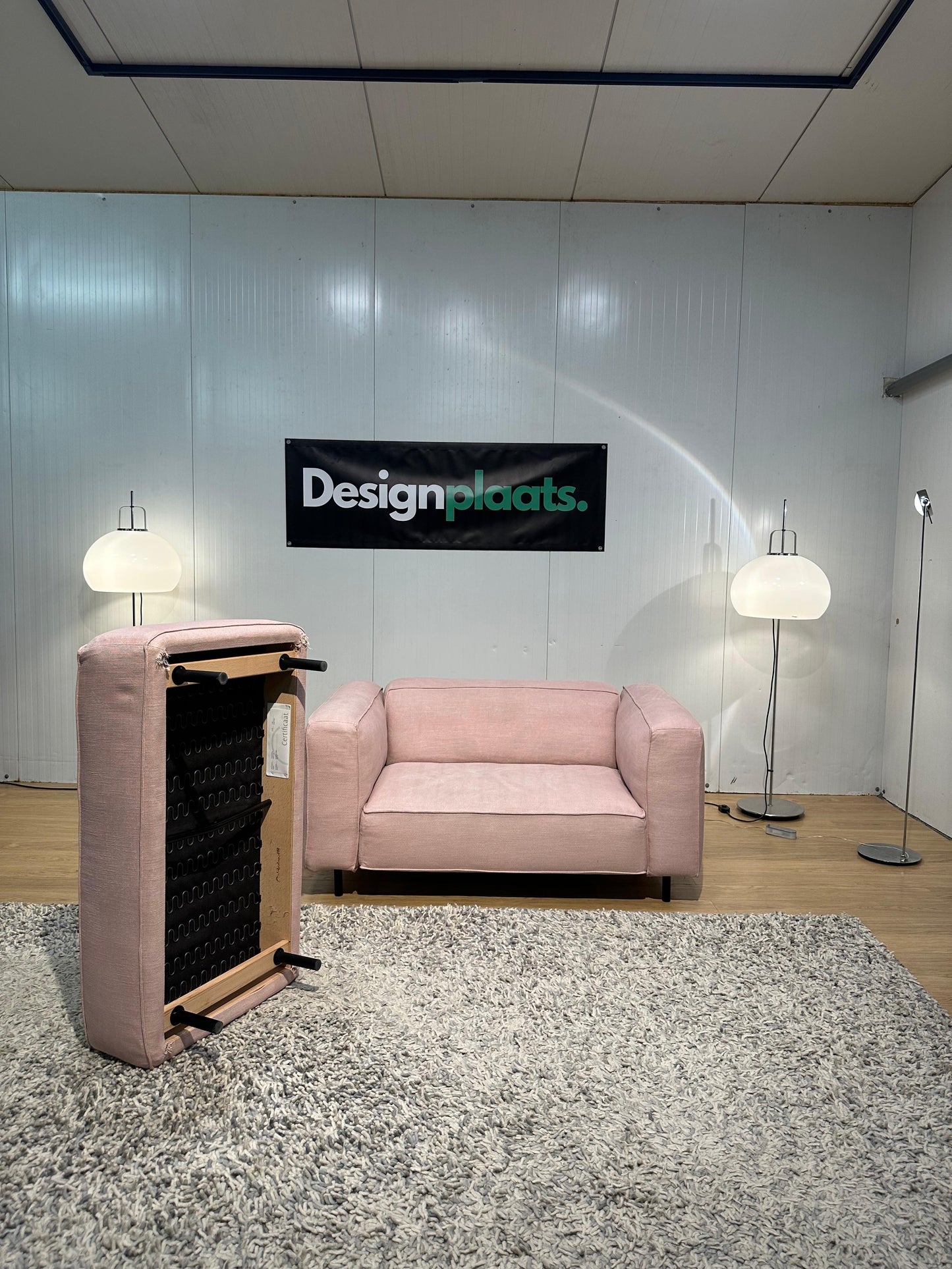 Gelderland 6400 2-zitsbank in zachte lichtroze stof