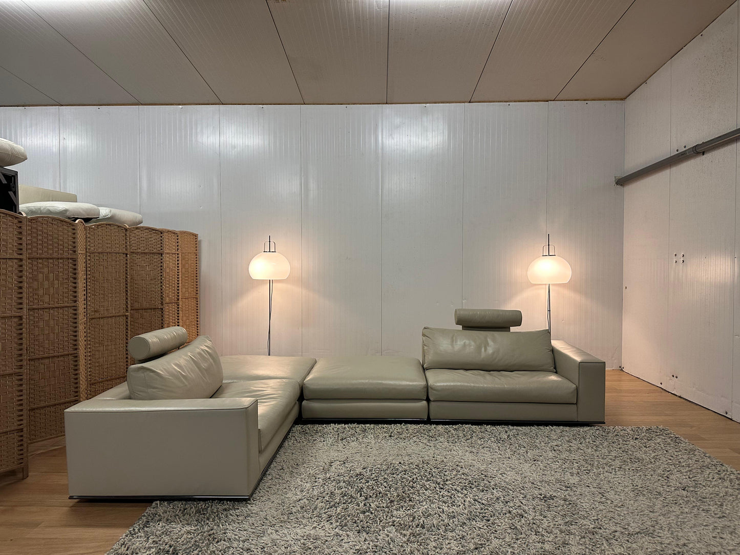 Nieuwstaat Beige Leren Minotti Modulaire Hoekbank - NP: 30k