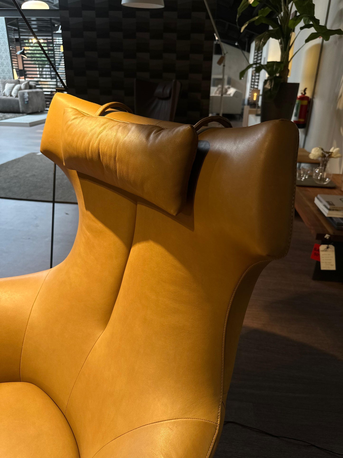 Nasto Fauteuil Showroommodel – Loxton Leder + Kanteling