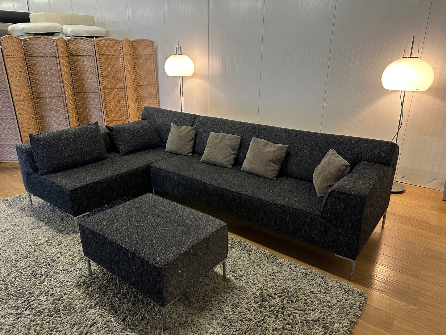 Design on stock Bloq Hoekbank met hocker - Zwart gemêleerd