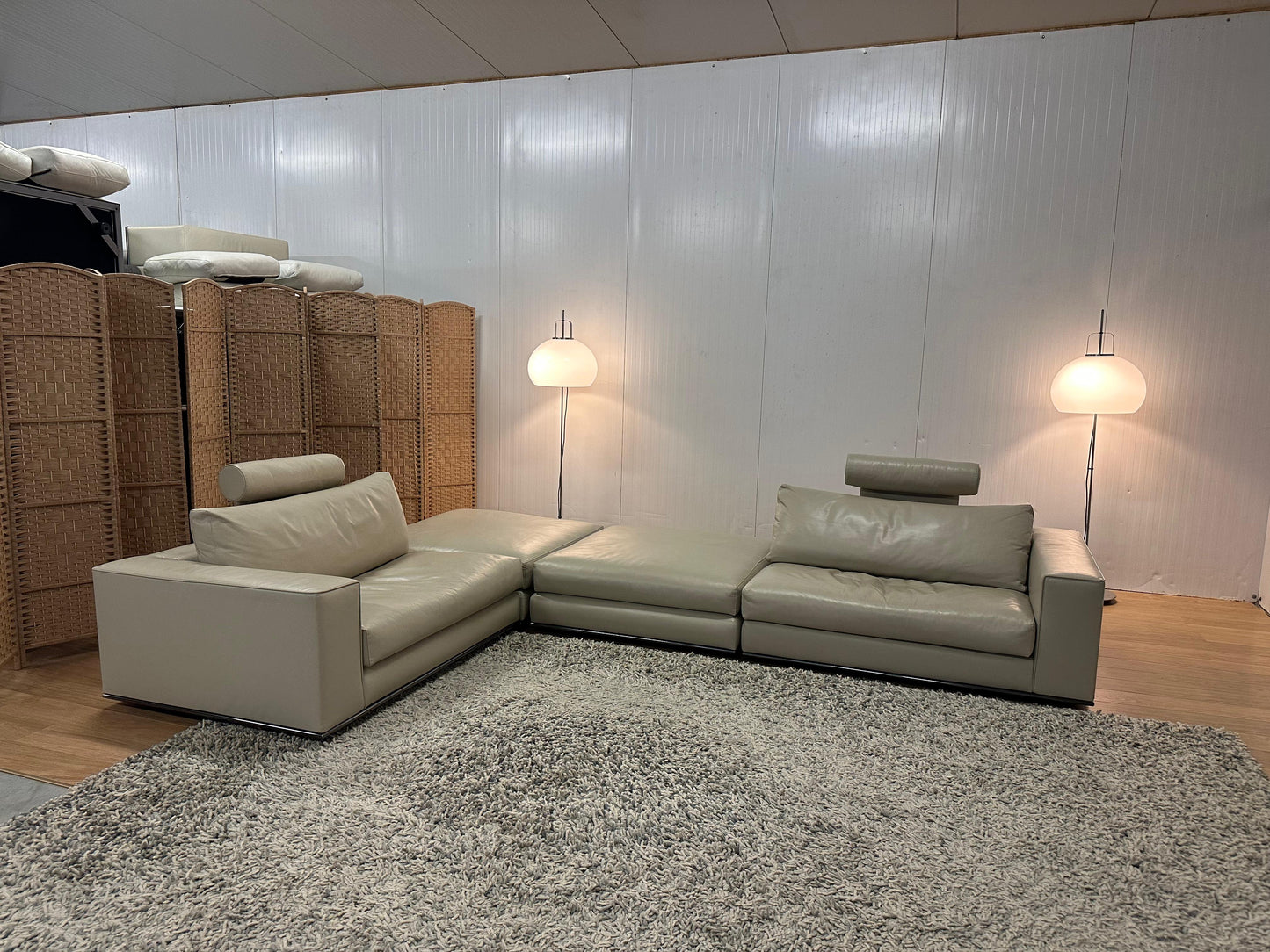 Nieuwstaat Beige Leren Minotti Modulaire Hoekbank - NP: 30k