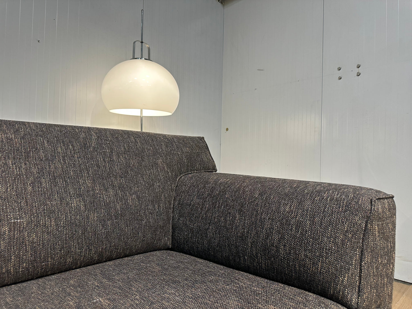 Design on stock Bloq Hoekbank Bruin Gemêleerd – NP: €7.500,-