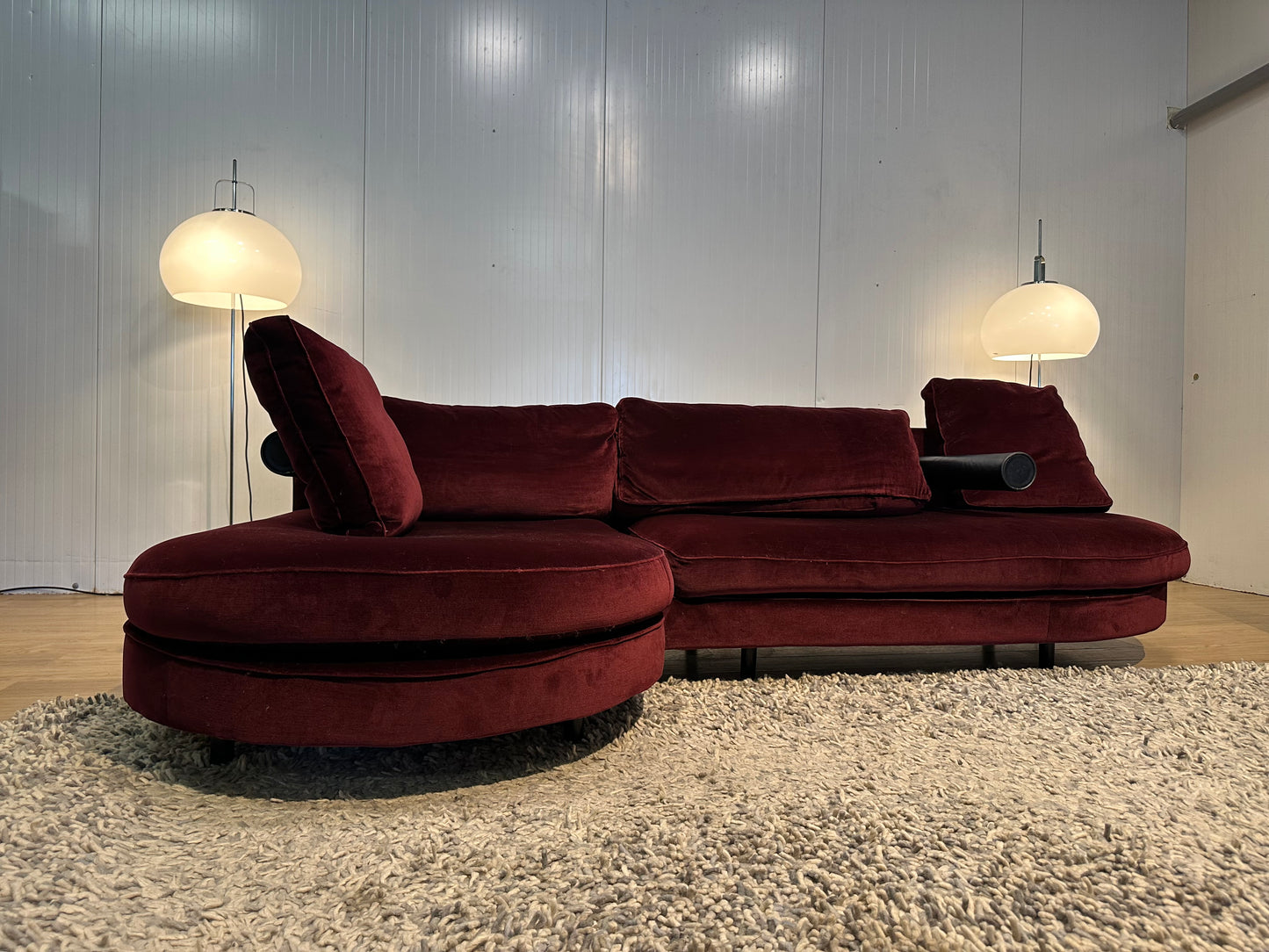 ZGAN B&B Italia Sitty Hoekbank Rood Velvet Suède