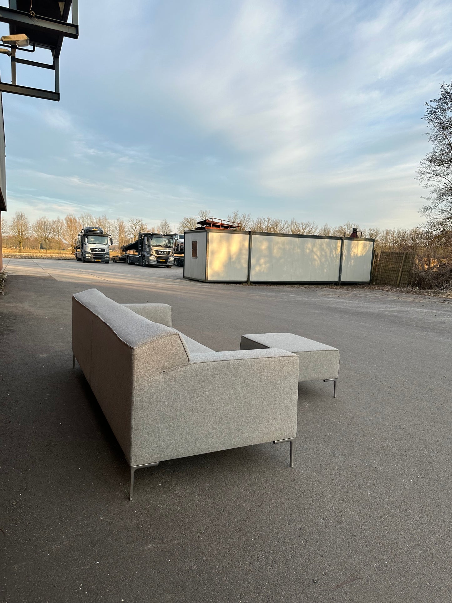 Design on Stock 4-Zits Bank met Hocker - Ploegwol Grijs