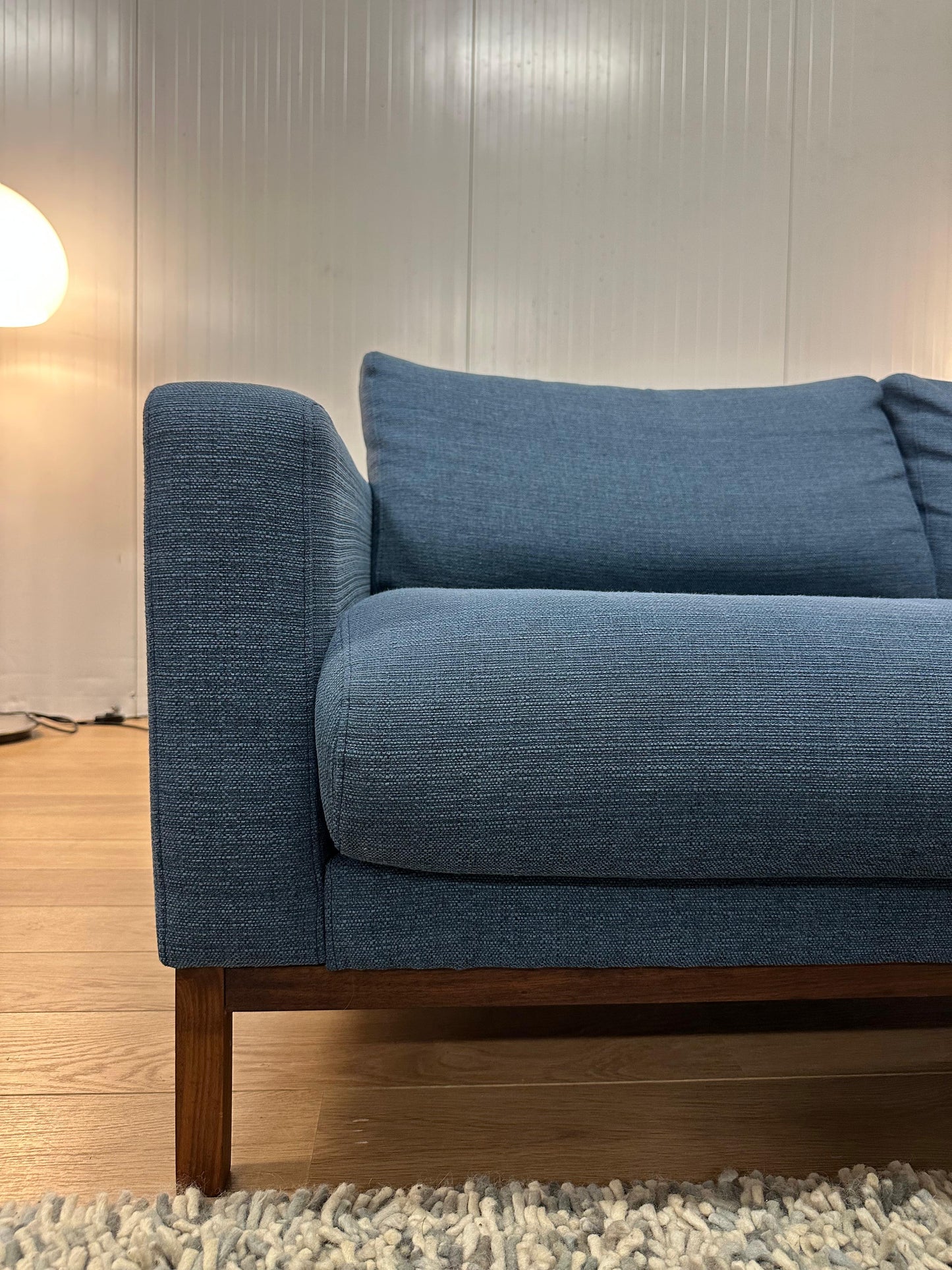 NIEUWSTAAT Bolia Bank + Hocker Blauw | Scandinavisch Design