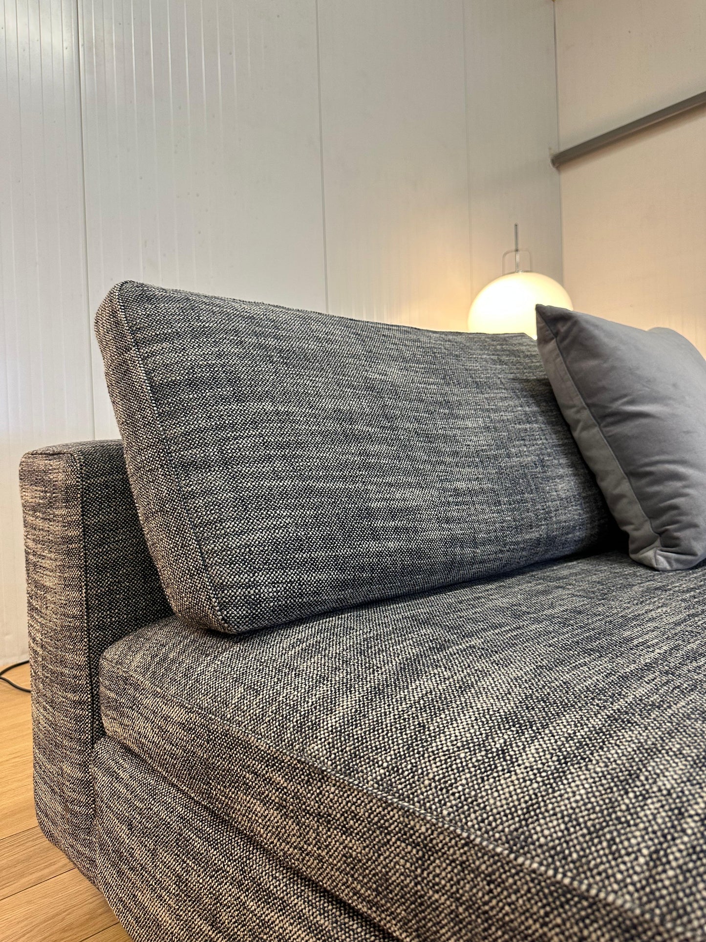 NIEUWSTAAT Design on Stock Vilaz Modulaire Bank | NP: €8.000