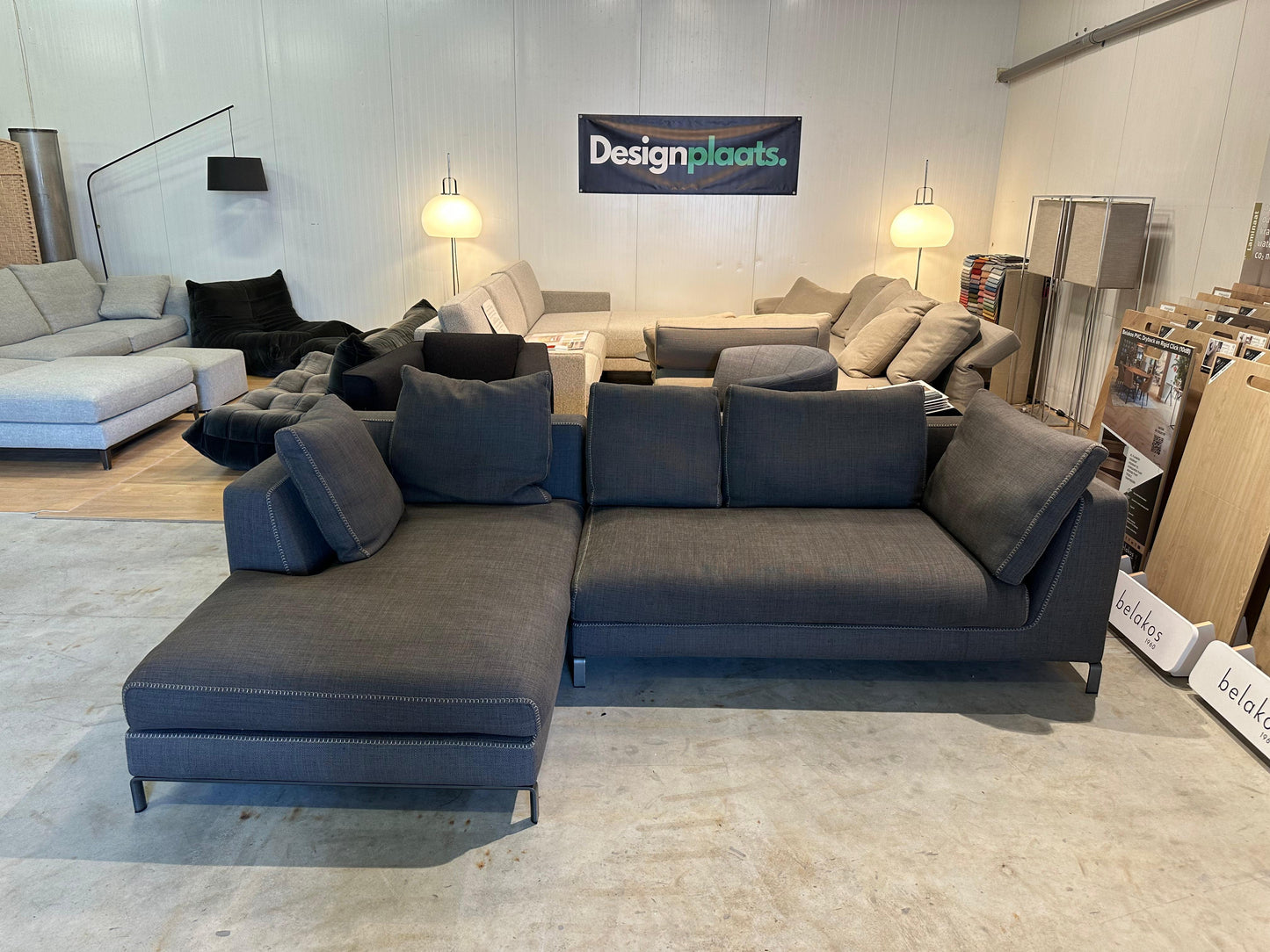ZGAN B&B Italia Ray Hoekbank Antraciet - NP: €14.999