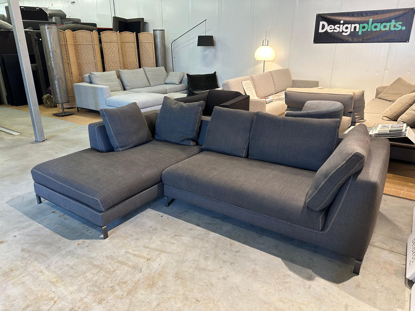ZGAN B&B Italia Ray Hoekbank Antraciet - NP: €14.999