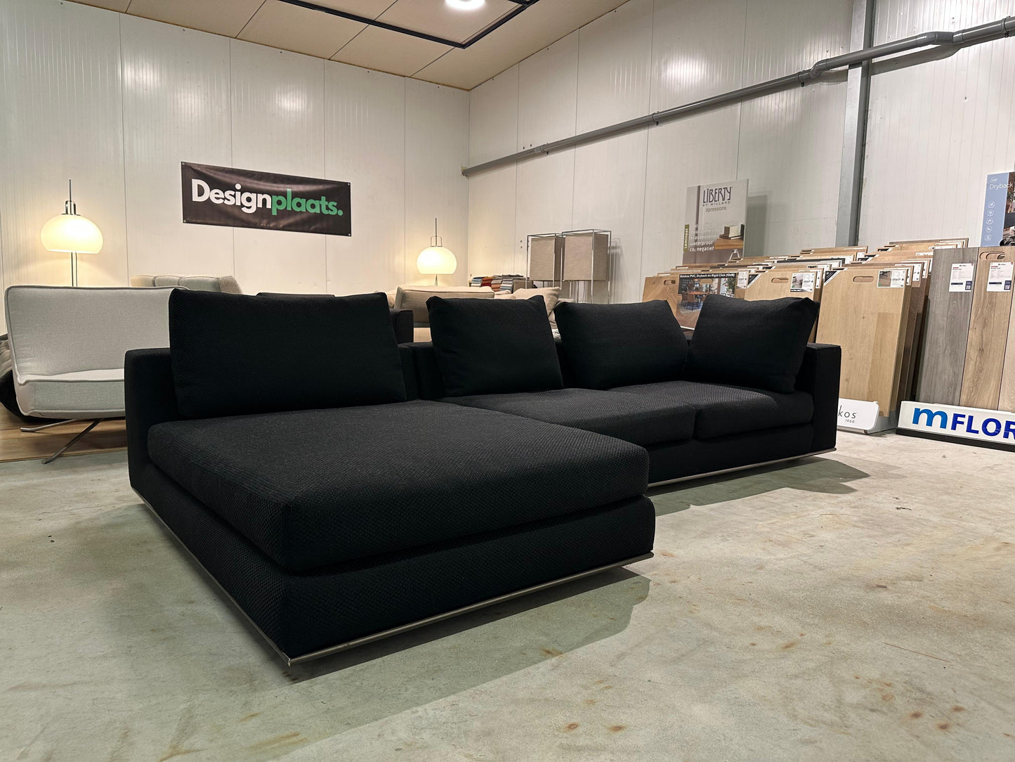 Minotti Hamilton Hoekbank Zwart – NP: €20.000