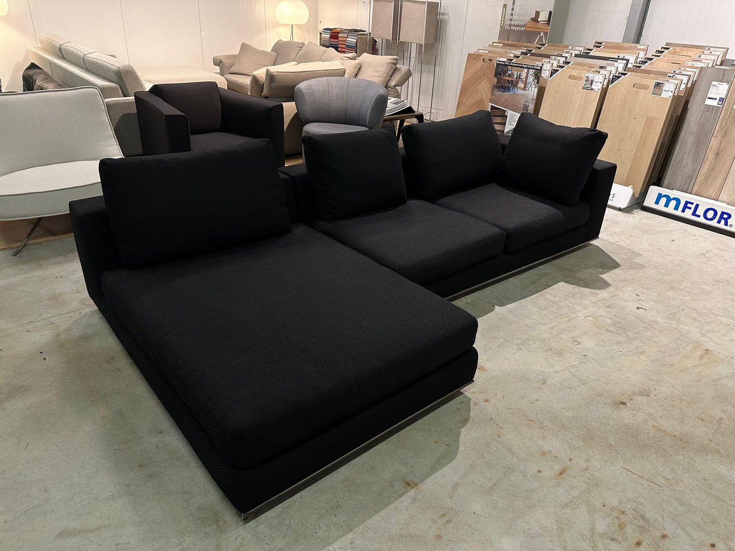 Minotti Hamilton Hoekbank Zwart – NP: €20.000