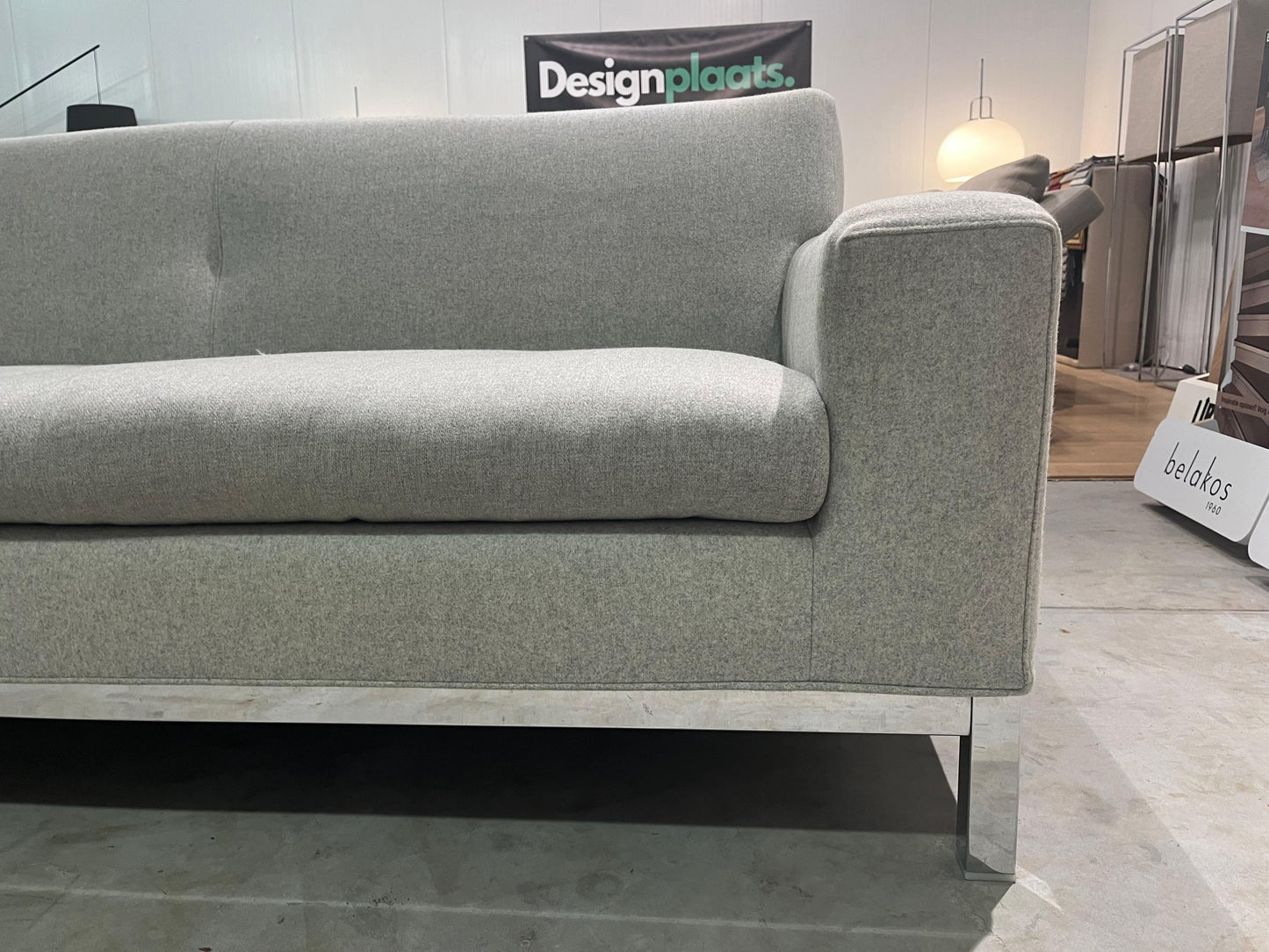 Minotti 2.5-Zits Bank Grijs Compact – NP: €7.000