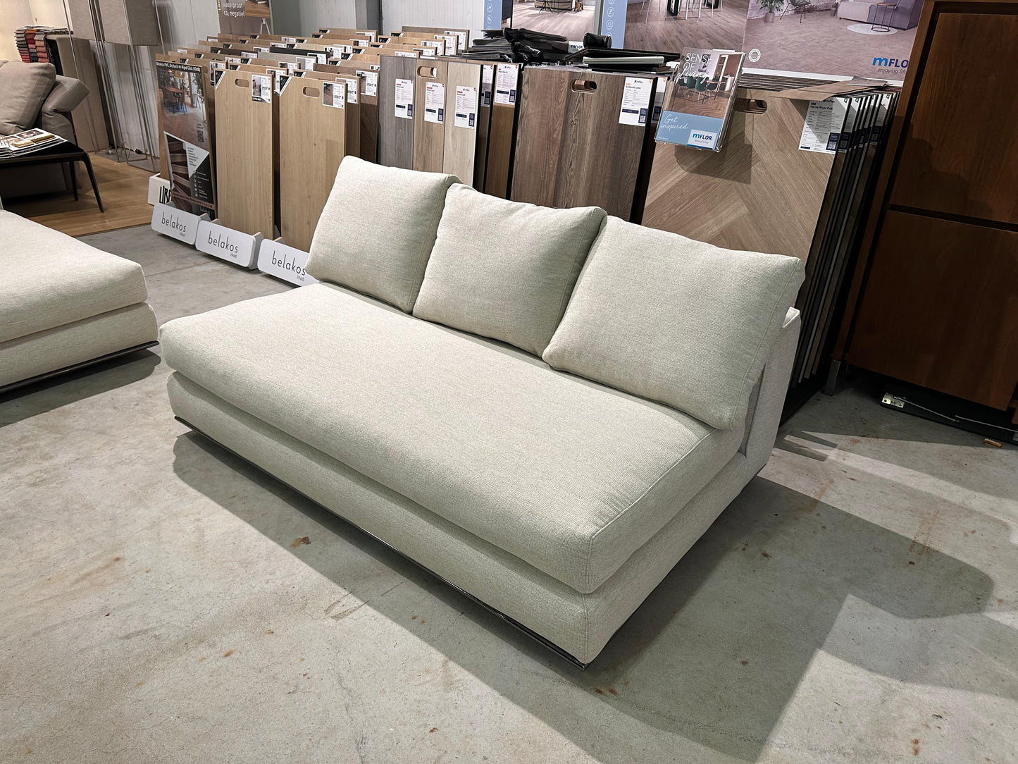 Nieuw Geherstoffeerde Minotti Hamilton Hoekbank NP: €30.000