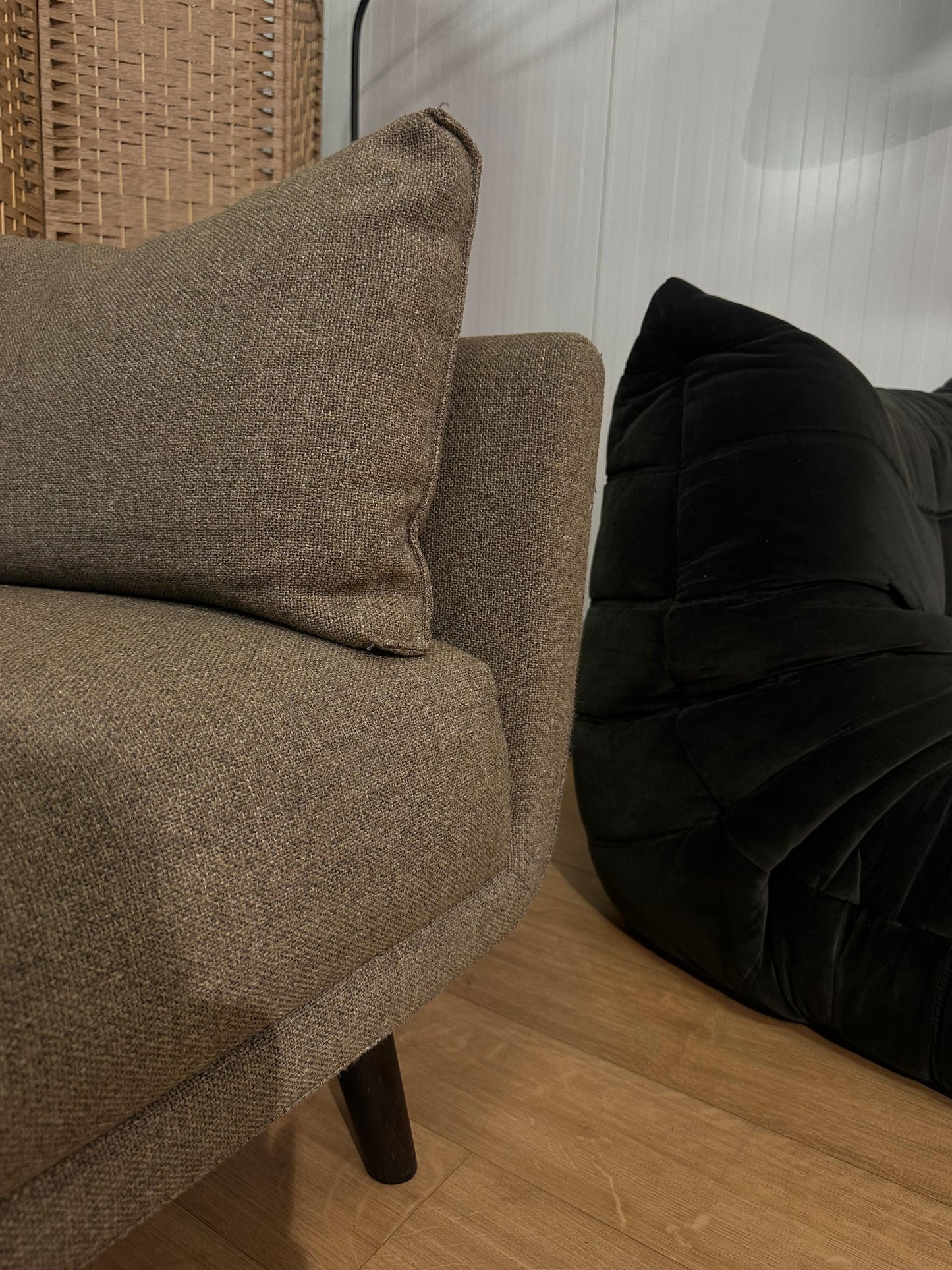 ZGAN Design on Stock Byen 5-Zits Taupe – NP: €5.500