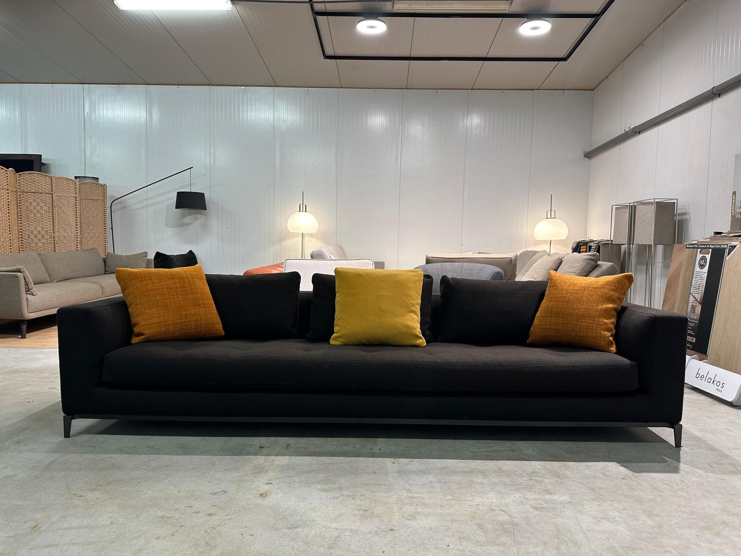 ZGAN Minotti Andersen Quilt 5-Zits Mokka – NP: €16.000