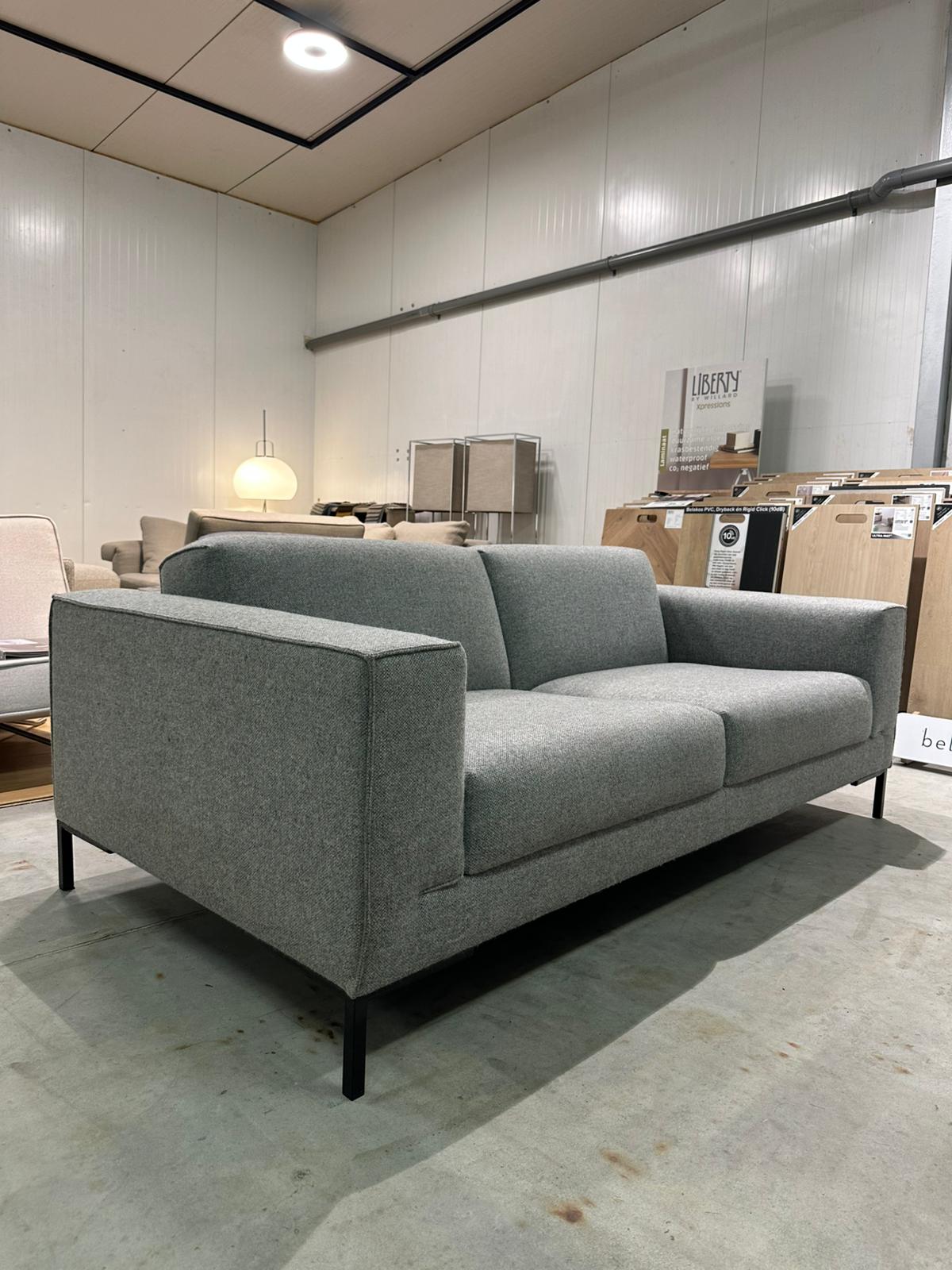 NIEUWSTAAT 2.5-zits Design on Stock Aikon – Ploegwol