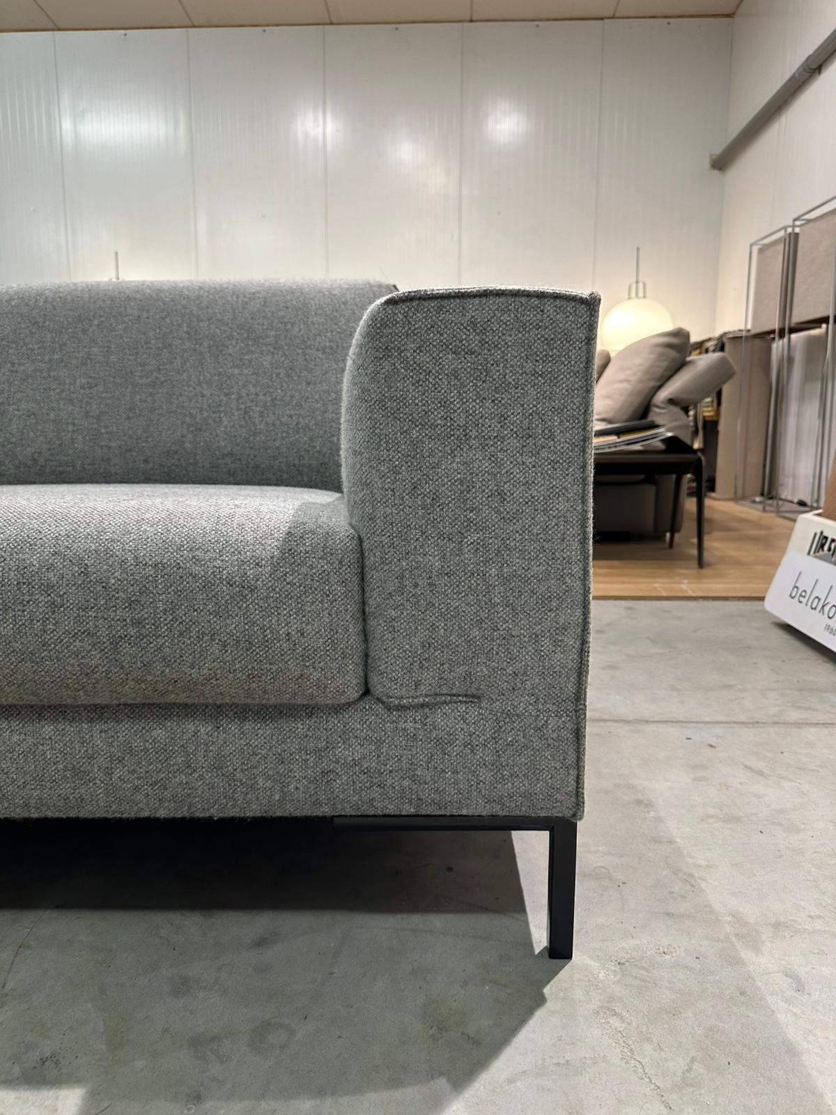 NIEUWSTAAT 2.5-zits Design on Stock Aikon – Ploegwol