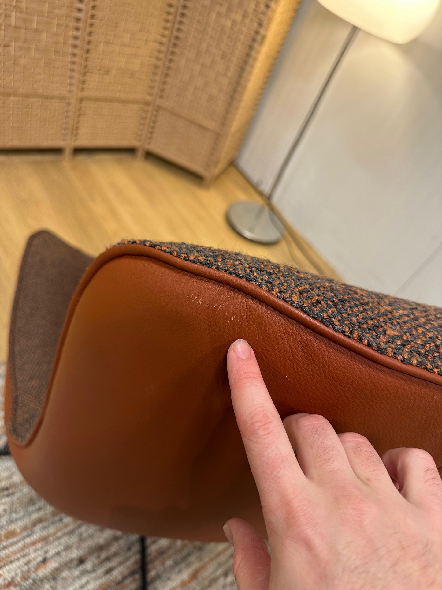 Rolf Benz Meg Draaifauteuil Leder – NP €2.250