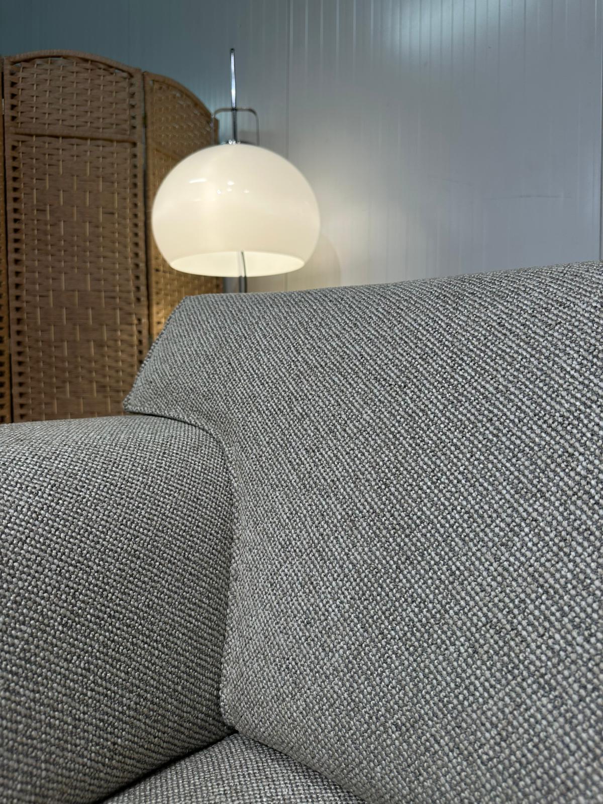 NIEUW GESTOFFEERD Design on Stock Bloq Hoekbank