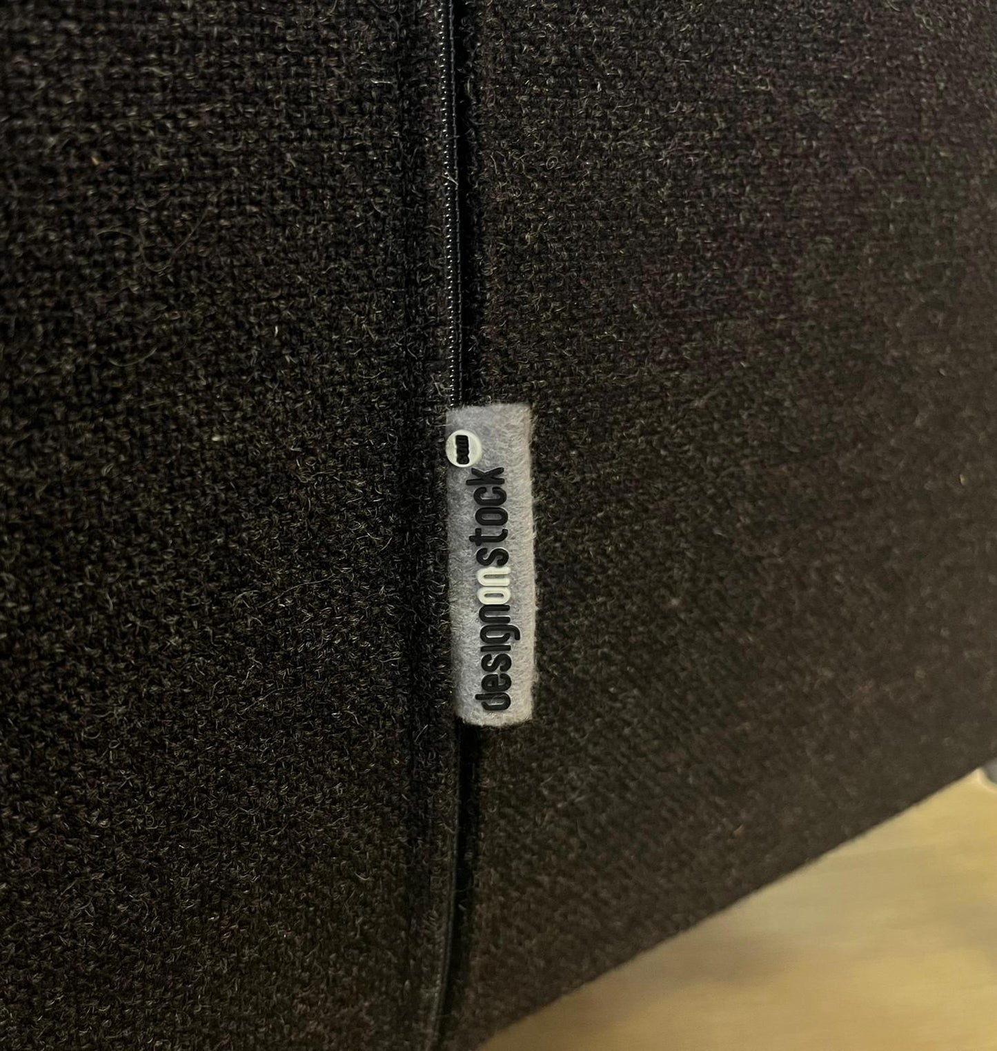 Design on Stock Bloq Fauteuil Ploegwol Nieuwstaat