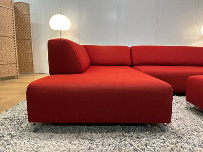 Leolux Faya Lobi Hoekbank + Hocker (Rood) – NP: €8.000