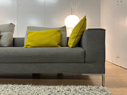 ZGAN Design on Stock Hoekbank twee Kleuren - NP: €7.500